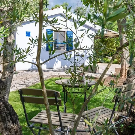 Mit Privatpool Für 2 Personen Ca 30 Qm In Sveti Ivan Dobrinjski, Kvarner Bucht Krk Сasa de vacaciones Sveti Ivan Dobrinjski